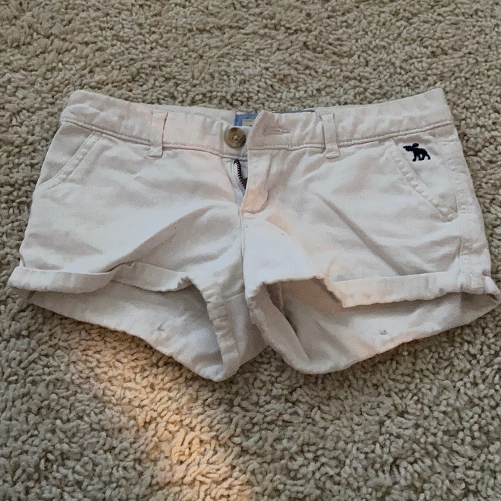 Abercrombie and Fitch kids white low waisted shorts